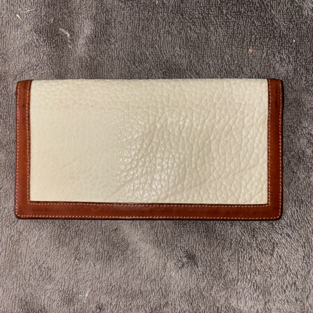 Dooney & Bourke vintage 90’s bone pebbled leather checkbook cover